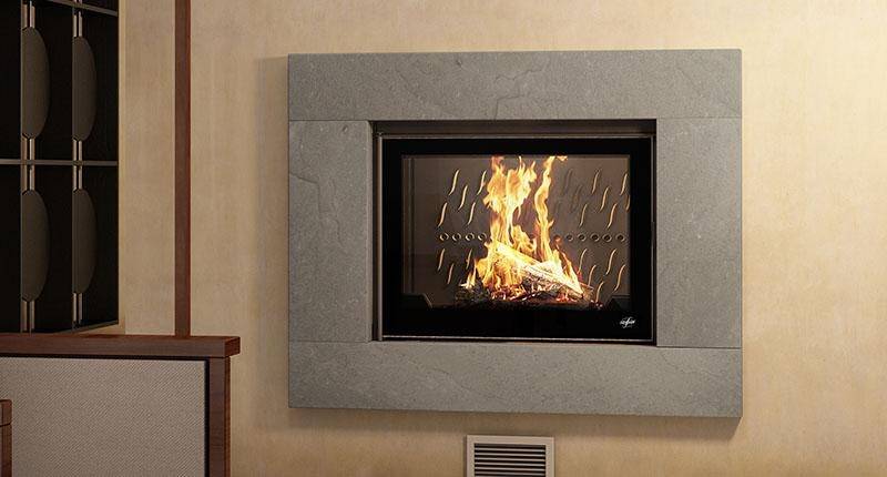La cheminée avec cadre effet ciré gris